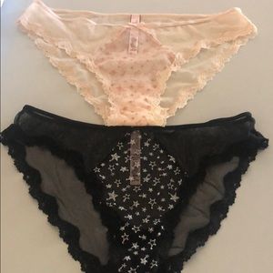 Victoria’s Secret panty set never worn